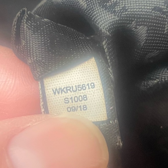 Kate Spade Larchmont Avenue Embossed Logo Leather Tote Bag Purse Black WKRU5619 - Picture 7 of 14